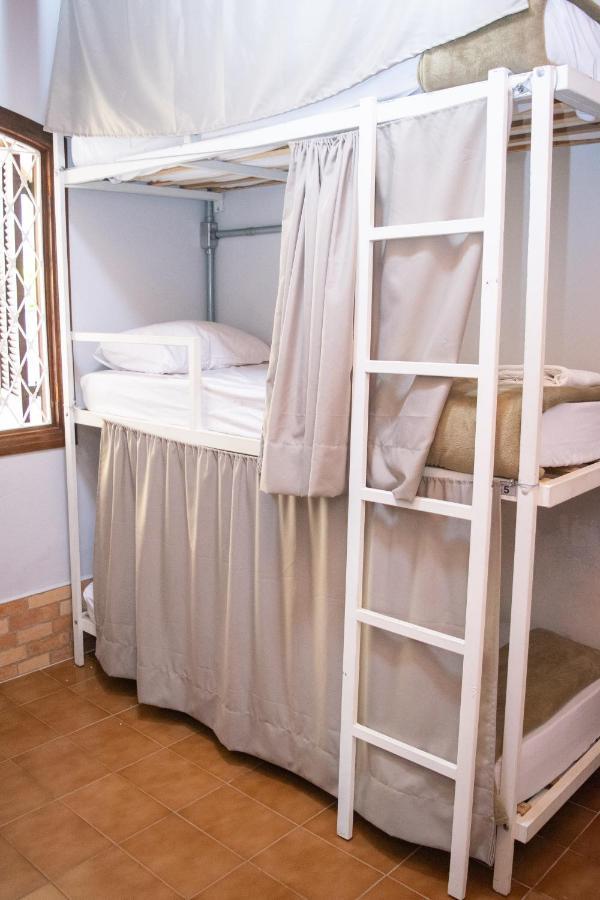 Manaca Hospedaria Hostel Ilhabela Buitenkant foto